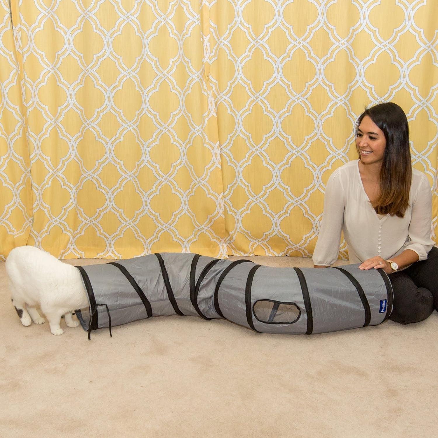 Interactive S-Shaped Cat Tunnel – Collapsible Pop-Up Hideaway Toy with Hanging Ball for Indoor Cats